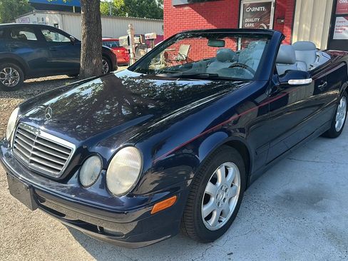Used 2001 Mercedes-Benz CLK 320 Cabriolet w/ K2 Opt Pkg image 9