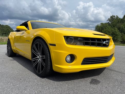 Used 2011 Chevrolet Camaro SS w/ RS Package RWD image 7