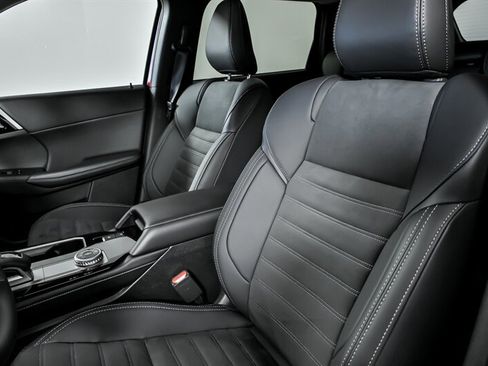 New 2025 Mitsubishi Outlander SE AWD/4WD image 13