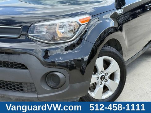 Used 2017 Kia Soul FWD image 3
