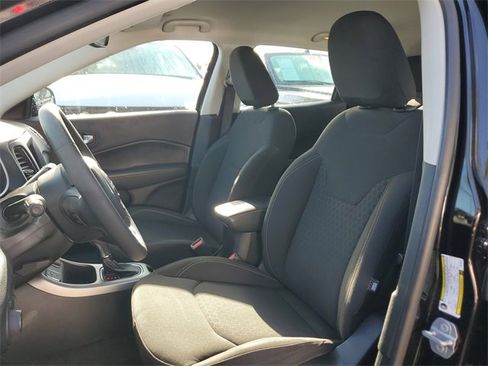 Used 2021 Jeep Compass Sport image 15