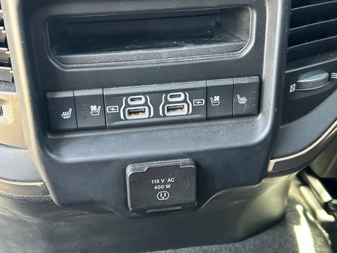 Used 2022 RAM 1500 Limited AWD/4WD image 23
