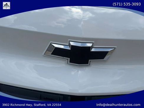 Used 2023 Chevrolet Bolt EUV LT FWD image 13