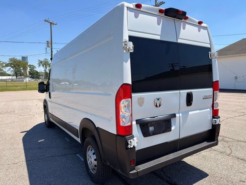 Used 2023 RAM ProMaster 2500 FWD image 10