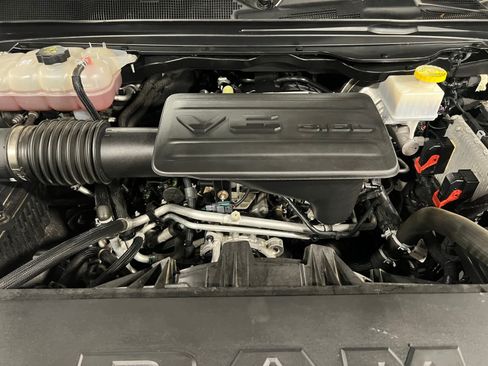Used 2024 RAM 1500 Big Horn AWD/4WD image 8