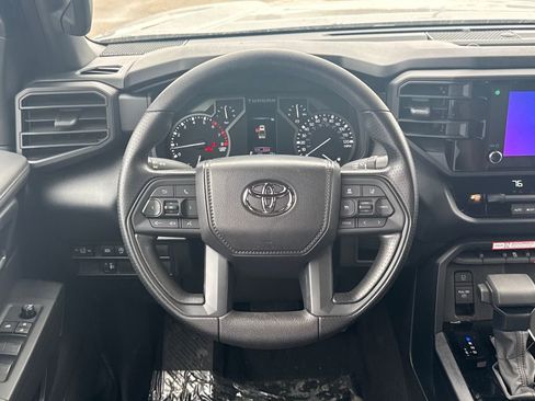 New 2026 Toyota Tundra SR image 12