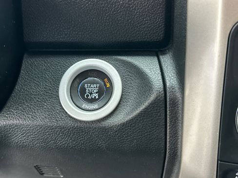 Used 2015 RAM 1500 Laramie w/ Convenience Group image 38