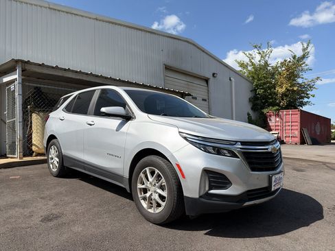 Used 2022 Chevrolet Equinox LT FWD image 3