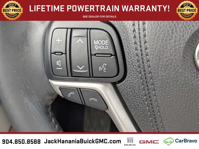 Used 2018 Toyota Highlander Limited FWD image 26