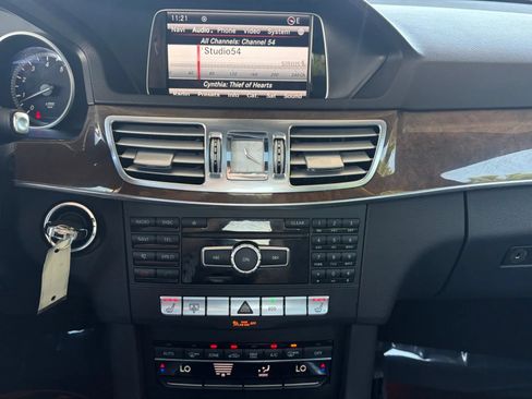 Used 2015 Mercedes-Benz E 350 4MATIC Sedan w/ Premium 1 Package image 23
