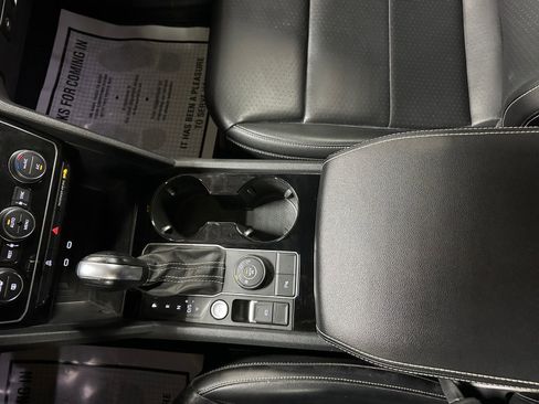 Used 2022 Volkswagen Atlas SE image 36