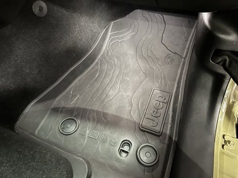 Used 2025 Jeep Wrangler Unlimited Sport S 4xe image 26