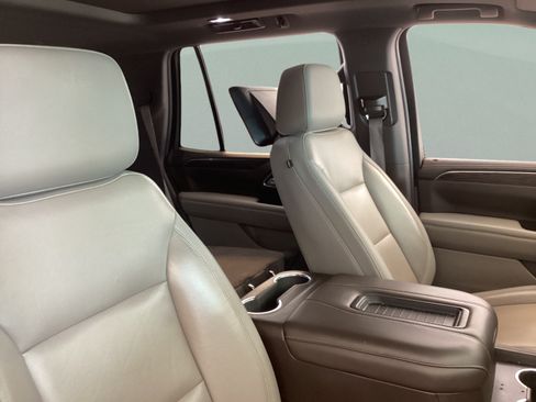 Used 2021 Chevrolet Tahoe LT w/ Rear Media and Nav Package RWD image 37