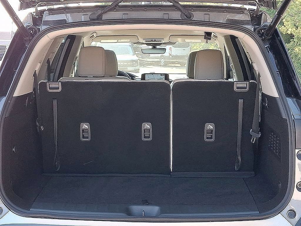 Used 2025 Nissan Pathfinder SL w/ SL Premium Package AWD/4WD image 30