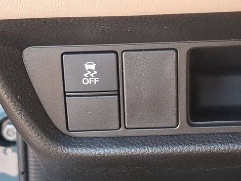 Certified 2024 Honda HR-V LX image 25