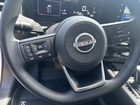 Used 2026 Nissan Kicks SV FWD image 22