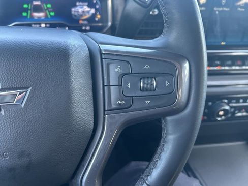 Used 2024 Chevrolet Silverado 2500 ZR2 w/ Technology Package image 37