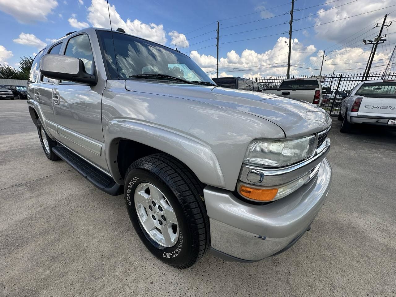 Used 2004 Chevrolet Tahoe LT w/ LT Preferred Equipment Group AWD/4WD image 7