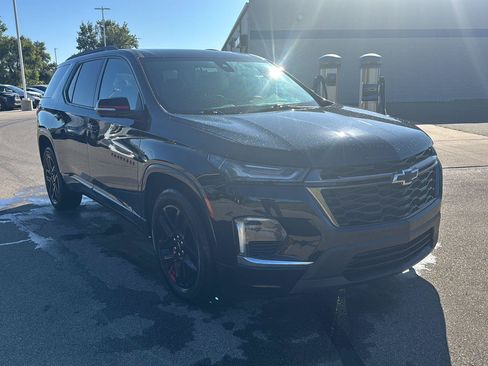 Used 2023 Chevrolet Traverse Premier w/ Redline Edition AWD/4WD image 7