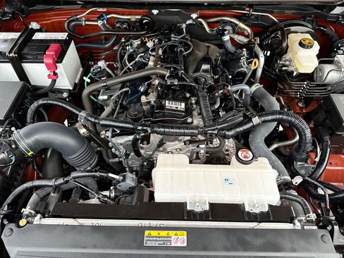 Certified 2025 Toyota Tacoma TRD Sport image 17