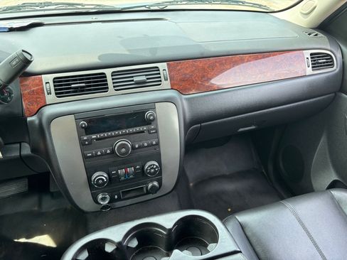 Used 2013 GMC Yukon XL 4WD image 14