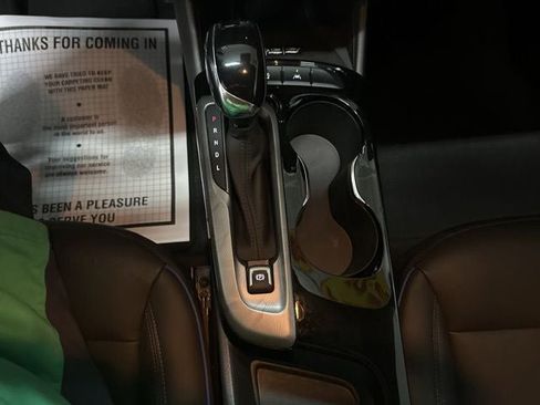 Used 2024 Buick Envista Sport Touring w/ Convenience I Package FWD image 13
