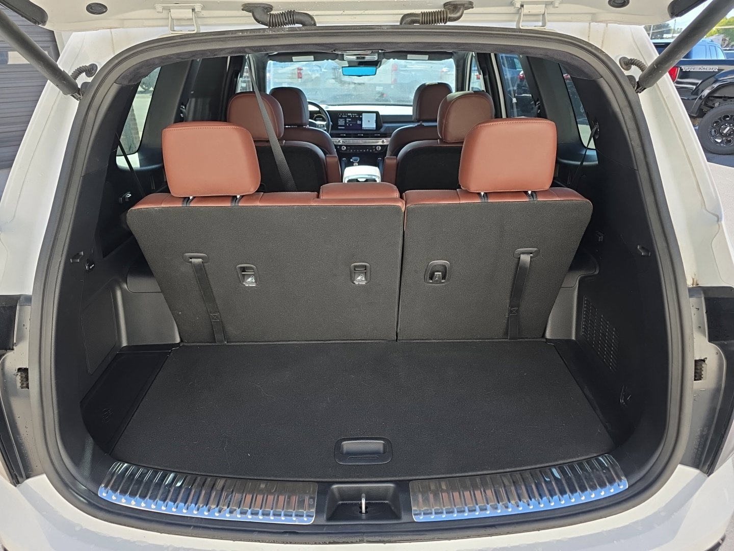 Used 2024 Kia Telluride SX Prestige w/ Towing Package AWD/4WD image 33