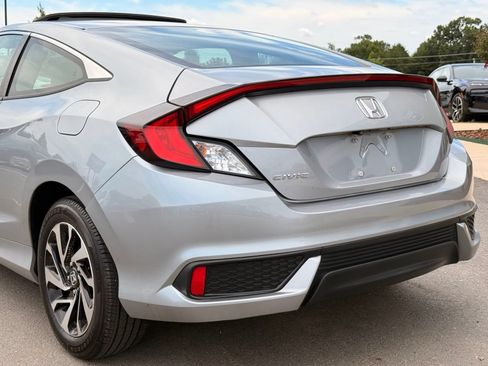 Used 2017 Honda Civic LX-P image 5