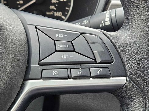 Used 2024 Nissan Altima 2.5 SV FWD image 24