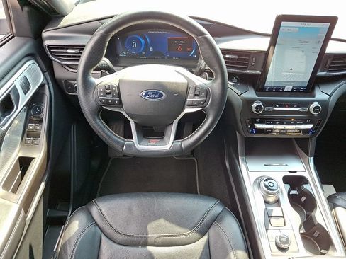 Used 2020 Ford Explorer ST w/ ST Street Pack AWD/4WD image 10