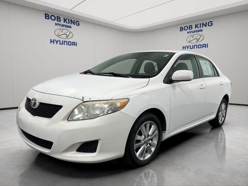 Used 2010 Toyota Corolla XLE FWD image 1