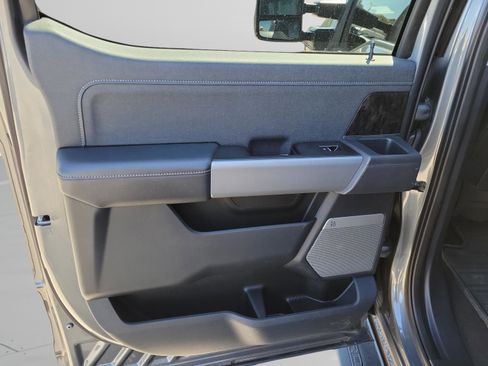 Used 2024 Ford F250 Lariat w/ Sport Appearance Package image 25