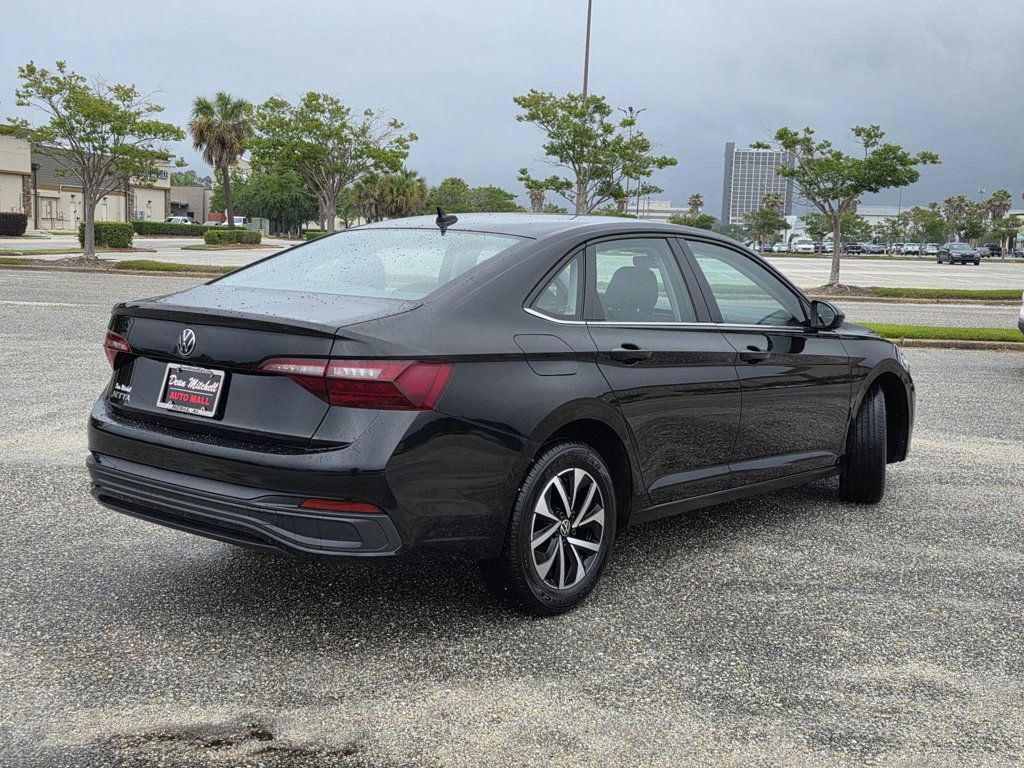 Used 2024 Volkswagen Jetta S FWD image 6