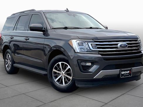 Used 2020 Ford Expedition XLT RWD image 3