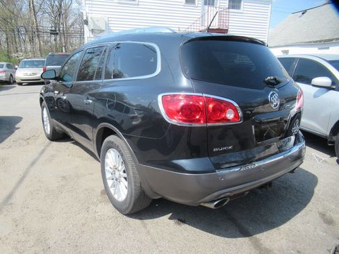 Used 2011 Buick Enclave CXL image 4