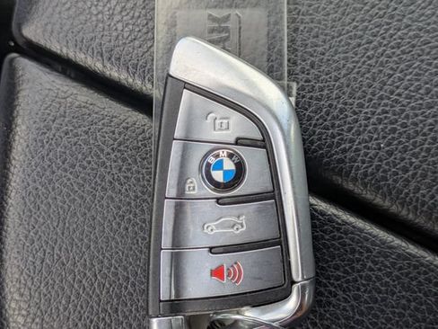 Used 2019 BMW 540i w/ Executive Package RWD image 31