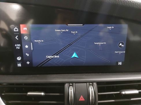 Used 2024 Alfa Romeo Giulia Sprint image 25