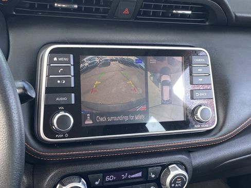 Used 2020 Nissan Kicks SR w/ SR Premium Package image 28