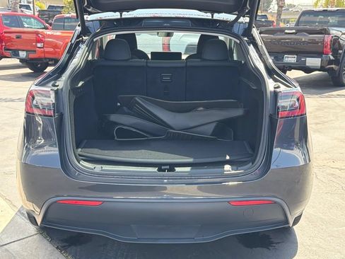Used 2024 Tesla Model Y Long Range AWD/4WD image 14