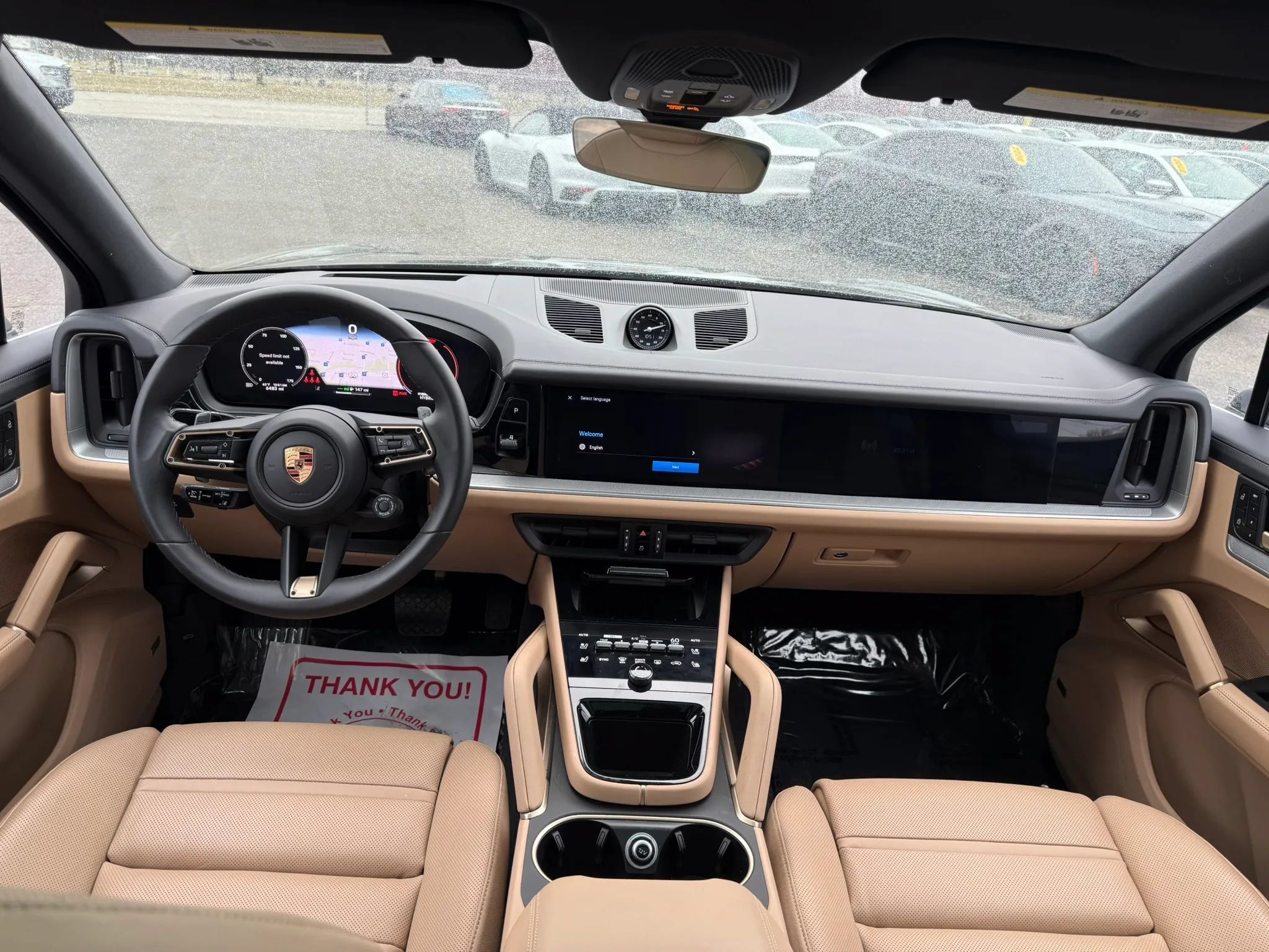 Used 2025 Porsche Cayenne E-Hybrid w/ Premium Package Plus AWD/4WD image 25