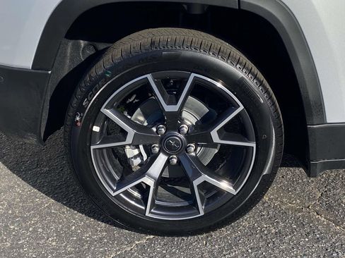 New 2026 Jeep Cherokee Overland AWD/4WD image 8