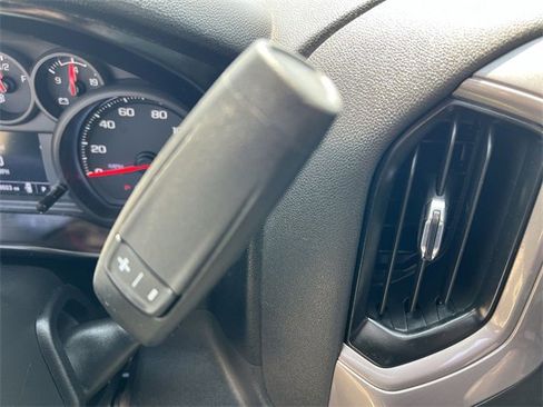 Used 2020 Chevrolet Silverado 1500 Custom w/ Custom Value Package image 22