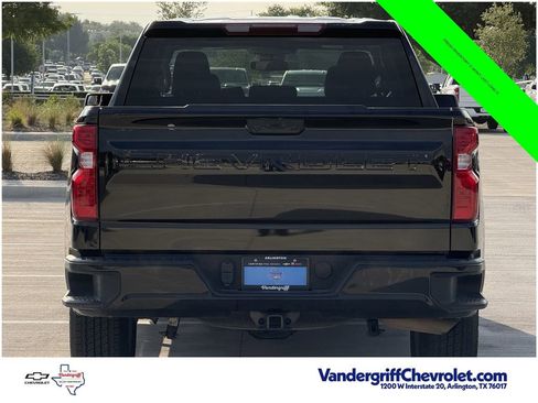 Used 2024 Chevrolet Silverado 1500 Custom RWD image 6