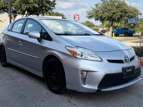 Used 2012 Toyota Prius Three w/ Solar Roof Pkg FWD image 34