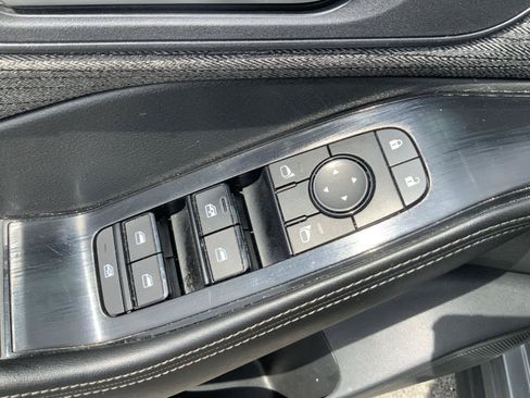 Used 2023 Nissan Rogue SV AWD/4WD image 24
