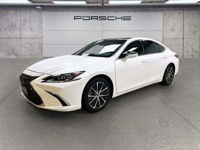 Used 2025 Lexus ES 350 w/ Premium Package