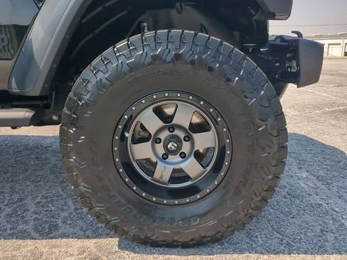 Used 2021 Jeep Wrangler Unlimited Sport AWD/4WD image 9