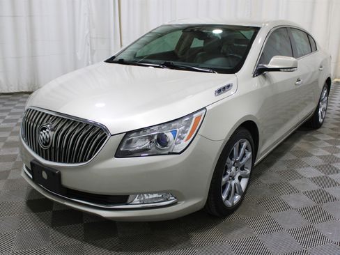 Used 2014 Buick LaCrosse Leather w/ Driver Confidence Package image 30
