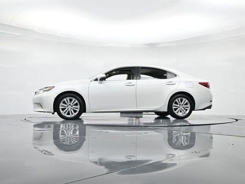 Used 2013 Lexus ES 350 w/ Premium Pkg image 34