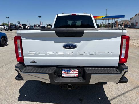 Used 2025 Ford F250 XLT AWD/4WD image 4